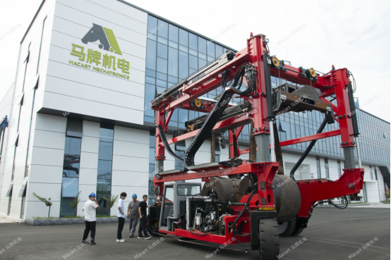 马牌机电：集装箱跨运车都有什么功能？